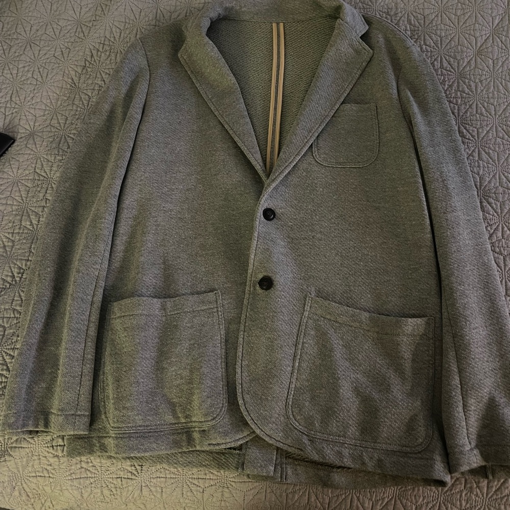 Fagerty Stylish Gray Blazer